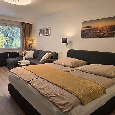 Erholungs- Apartment Am Kurpark & Therme Bad Urach Exterior foto